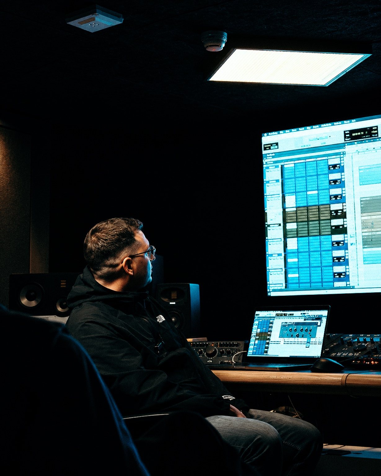 JULEZ studio session 2
